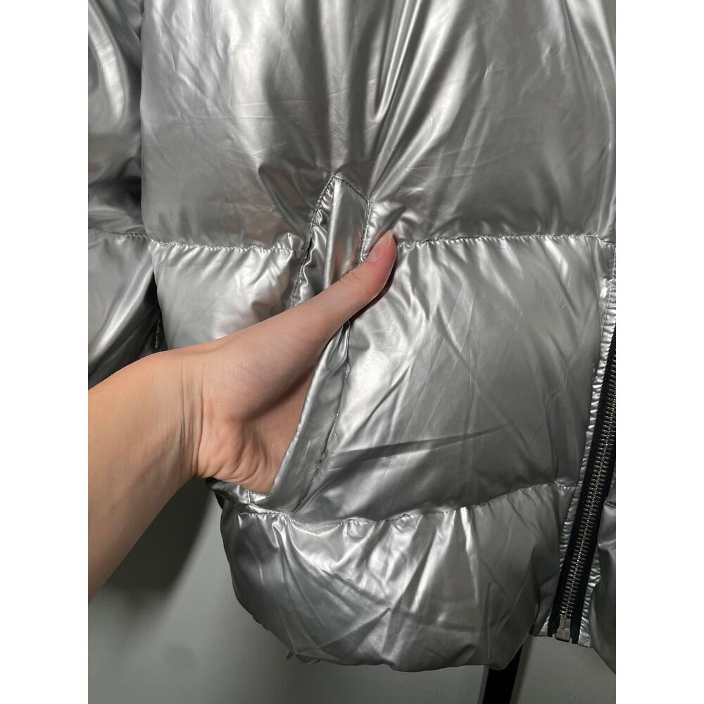 Lattelier Puffer Jacket Womens Medium Silver Shiny Down Filled Zip Winter Hood - Picture 4 of 11